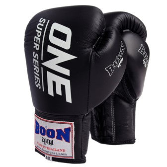 BOON® ONE Super Series Gloves in action again! – BOON Sport